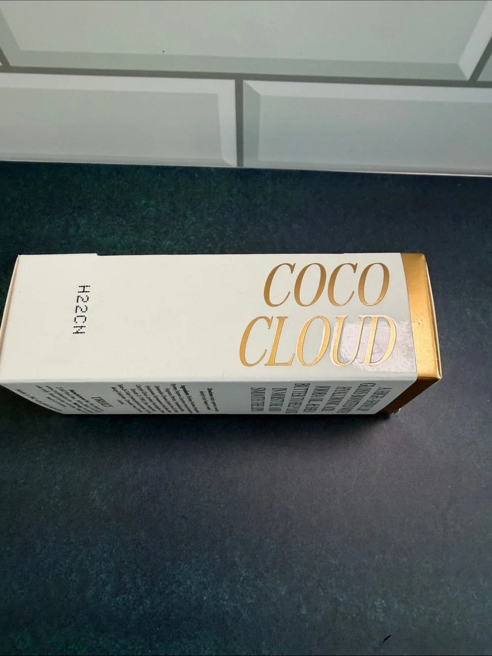 TRULY Hydrating Lip Gloss — White & Gold Packaging